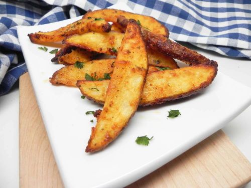 Air Fryer Buffalo-Ranch Potato Wedges