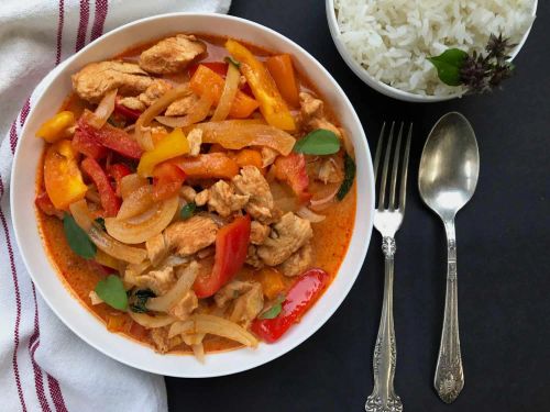 Instant Pot® Red Thai Curry Chicken