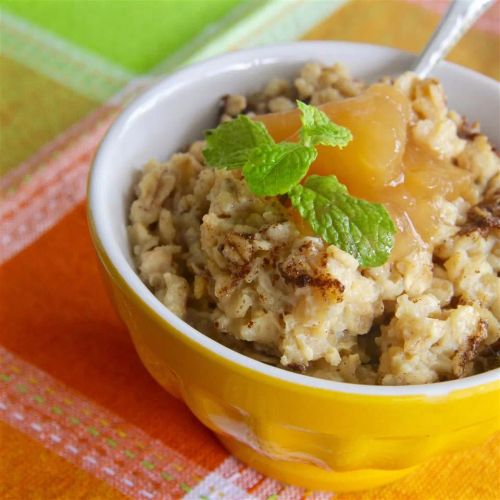 Baked Oatmeal with Cinnamon