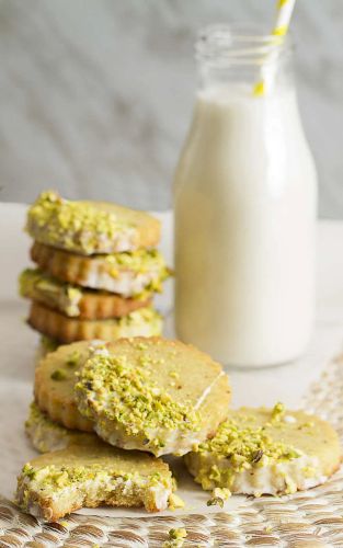 Vegan Pistachio Shortbread Cookies