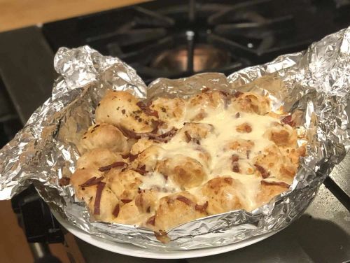 Air Fryer Pull-Apart Pepperoni-Cheese Bread