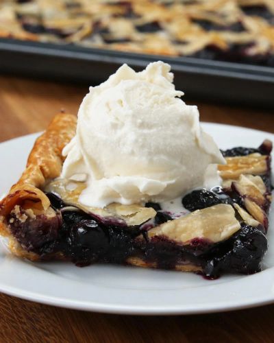 Blueberry Slab Pie