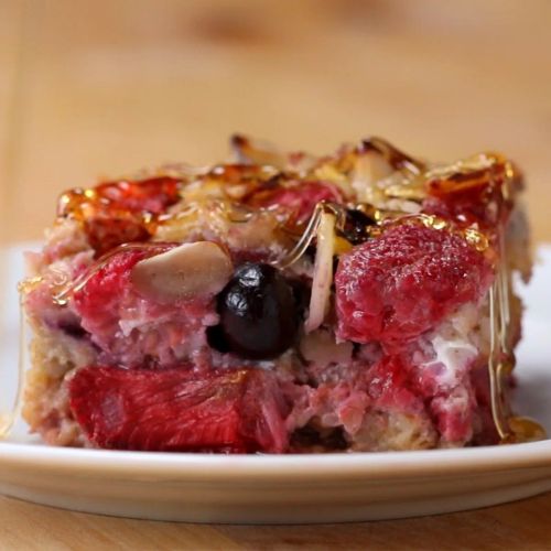 Berry Almond Oatmeal Bake