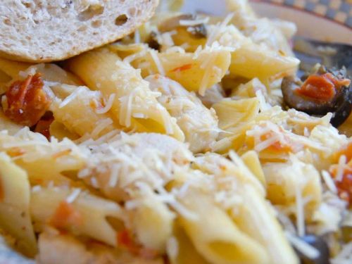 Carrie's Artichoke and Sun-Dried Tomato Pasta