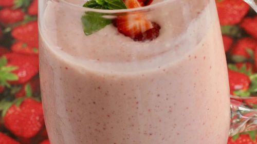 Serena's Strawberry Lassi