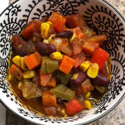 Incredibly Easy Vegetarian Chili