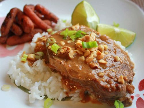 Slow Cooker Thai Peanut Pork