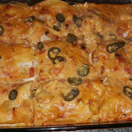 White Chicken Enchilada Slow-Cooker Casserole