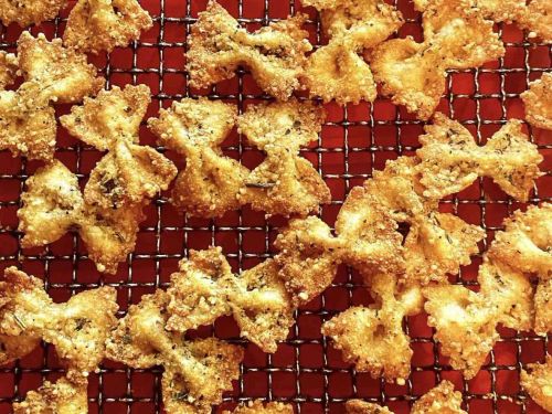 Air Fryer Pasta Chips