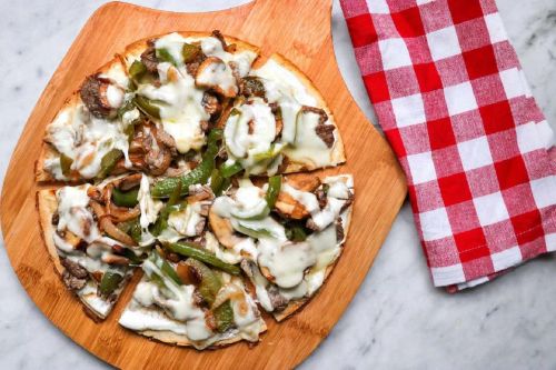 Keto Philly Cheesesteak Pizza