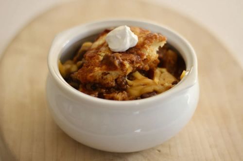 One-Skillet Hearty Chili and Cornbread