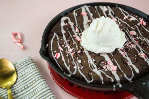 Chocolate-Peppermint Skillet Cookie