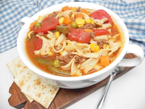 Hamburger Stew with Noodles