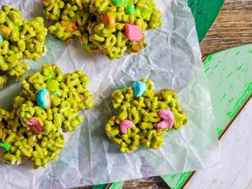 Shamrock Lucky Charms Treats