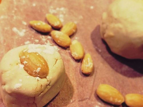 Dolcetti di Marzapane (Italian Marzipan Cookies)