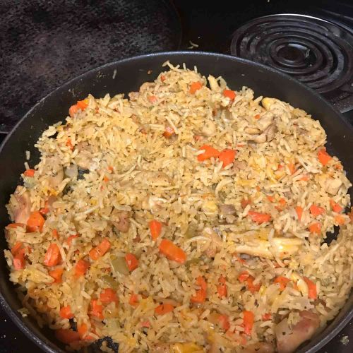 One Pan Cheesy Chicken and Vegetables