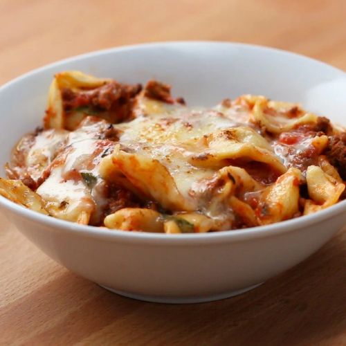 Beef and Cheese Tortellini Bake