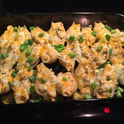 Buffalo Chicken Stuffed Shells