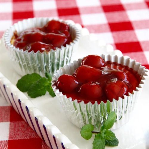 Cherry Cheesecake Cupcakes