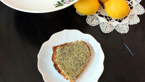 Lemon Poppy Seed Cake