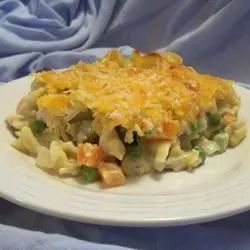 Hearty Chicken and Noodle Casserole