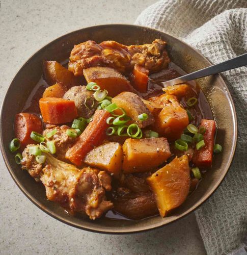 Korean Spicy Chicken and Potato (Tak Toritang)