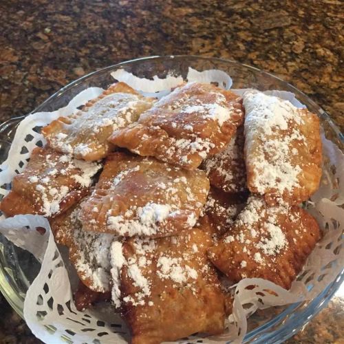 Zu's Fried Apple Pies