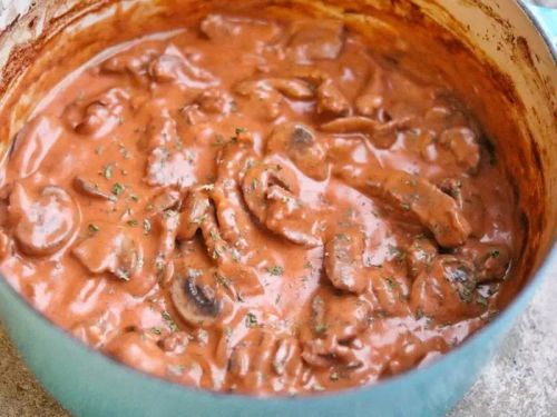 Oven-Baked Beef Stroganoff