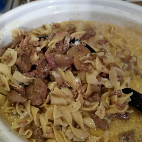 Slow Cooker Venison Stroganoff