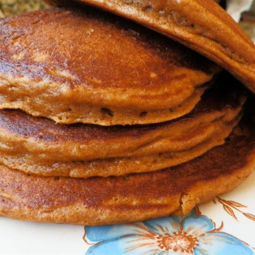 Glenda's Gingerbread Pancakes