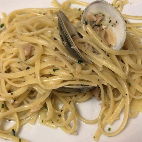 Linguine with White Clam Sauce