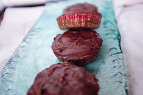 Vegan Raspberry Chocolate Tarts