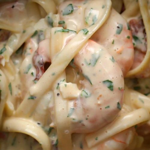 Garlic Shrimp Bacon Alfredo