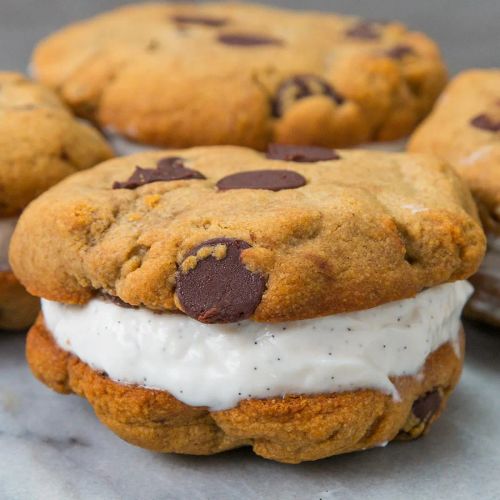 Healthier Froyo Cookie Sandwiches