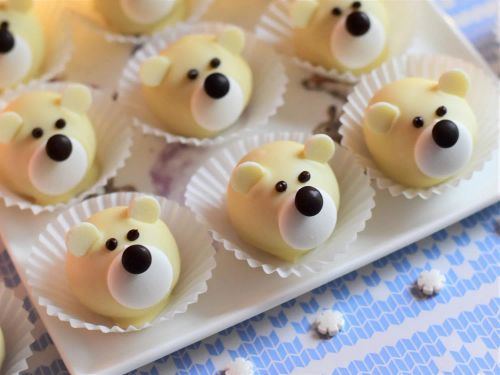 Polar Bear Cheesecake Truffles