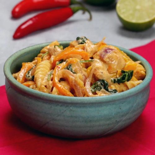 One-Pot Fiery Chicken & Vegetables Pasta