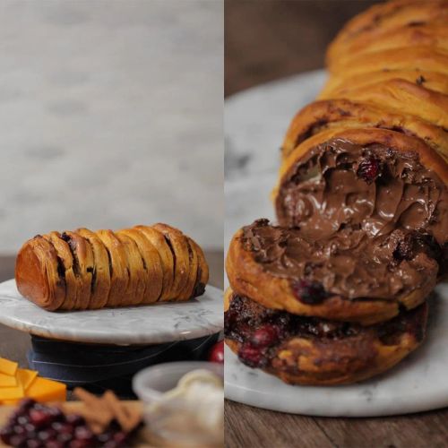 Sweet/Savory Pull-Apart Bread: Cranbarely Believe It!