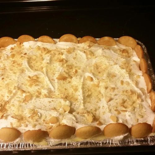 Banana Pudding Poke Cake