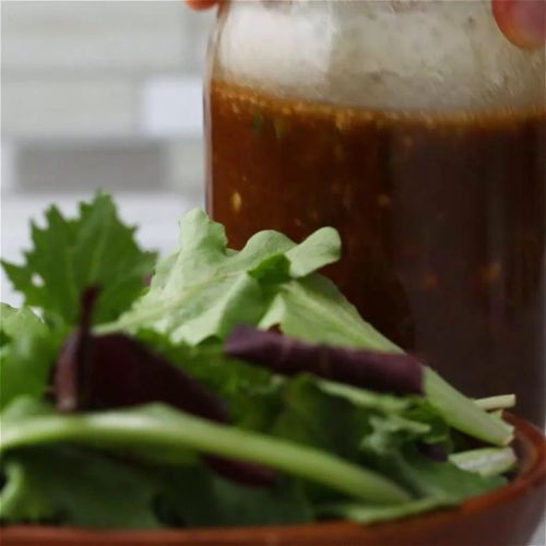 Garlic Sesame Salad Dressing