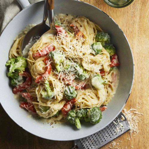 Pasta Primavera with Cauliflower Sauce