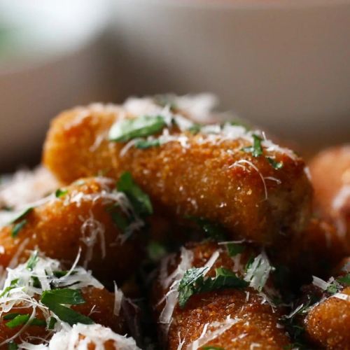 Stuffed Rigatoni Poppers