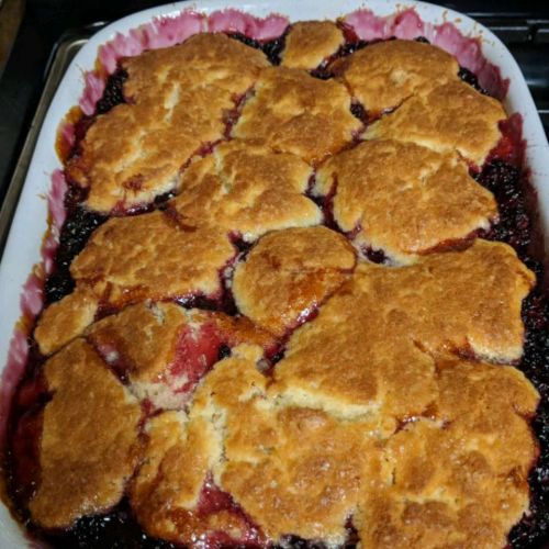 Mellissa's Grandma's Blackberry Cobbler