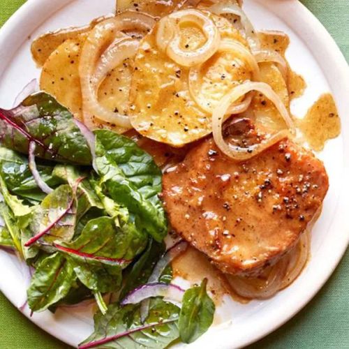 Skillet Pork Chops with Potatoes and Onion