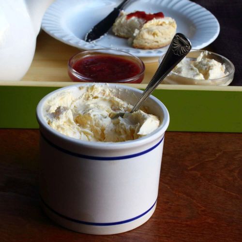 Homemade Clotted Cream