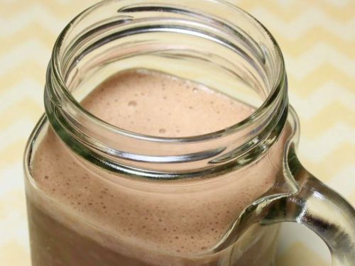 Cocoa, Banana, and Peanut Butter Smoothie