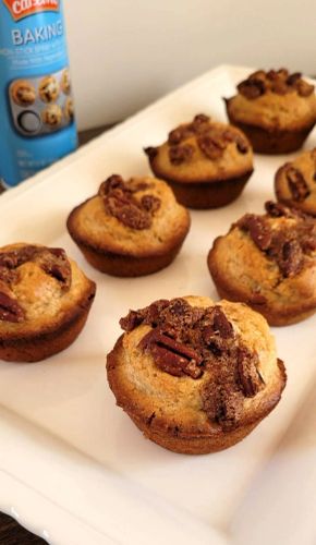 Cinnamon-Pecan Muffins