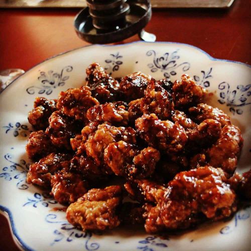 Fried Chicken Thighs with Raspberry Sauce