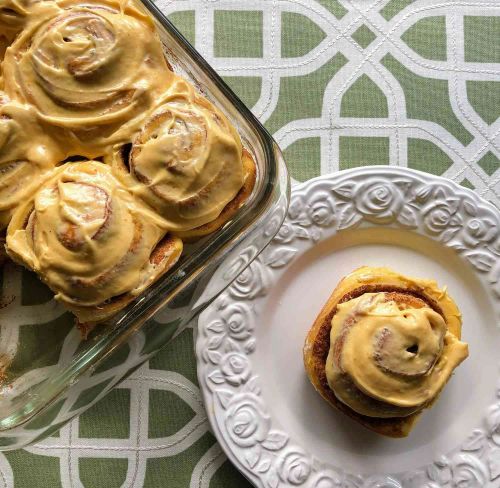 Pumpkin Cinnamon Rolls