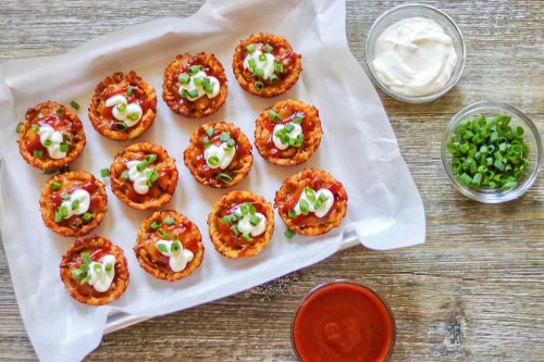 Loaded Pulled Pork Tater Tot Bites