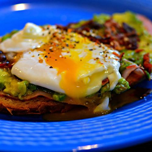 Avocado Toast with Crumbled Crispy Pancetta